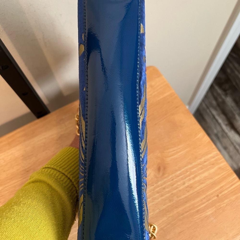 Tory Burch Blue Velvet Floral and Gold Women's Bag - Picture 5 of 11